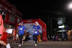 BIB: 13972
                            <button type="button" onclick="openModal(26259482)" class="btn btn-primary btn-sm float-right btn-popup" data-toggle="modal" data-target=".modal-high-quality">
                        <i class="fas fa-shopping-cart"></i> Add to Cart
                    </button>
                                            <button type="button" onclick="isThisMe(26259482, true)" class="btn btn-success btn-sm float-right btn-popup btn-isme hidden" data-toggle="tooltip" data-placement="bottom" title="นี่คือรูปของคุณใช่ไหม คลิกที่นี่เพื่อเอาเข้าอัลบั้ม">
                        <i class="fas fa-plus"></i> Add to album
                    </button>
                    <button type="button" onclick="isThisMe(26259482, false)" class="btn btn-warning btn-sm float-right btn-popup btn-isnotme hidden">
                        <i class="fas fa-ban"></i> Remove from album
                    </button>